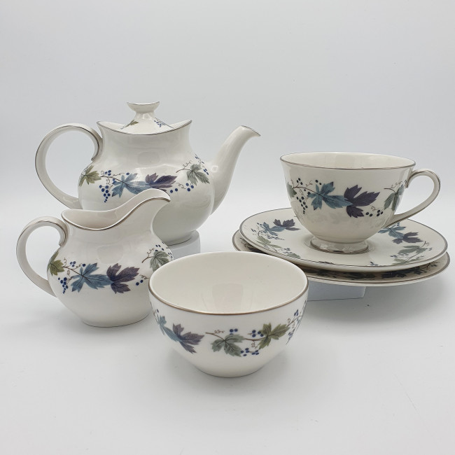 Set da tè vintage per una...