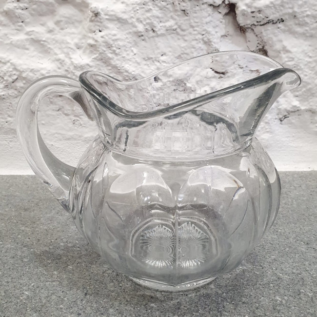 Caraffa in vetro pressato...