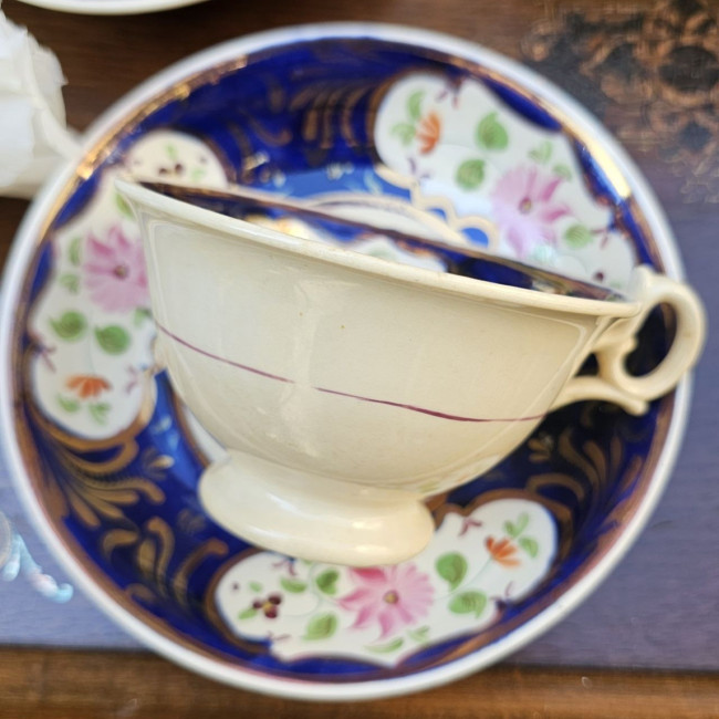 Tazza con piattino in...