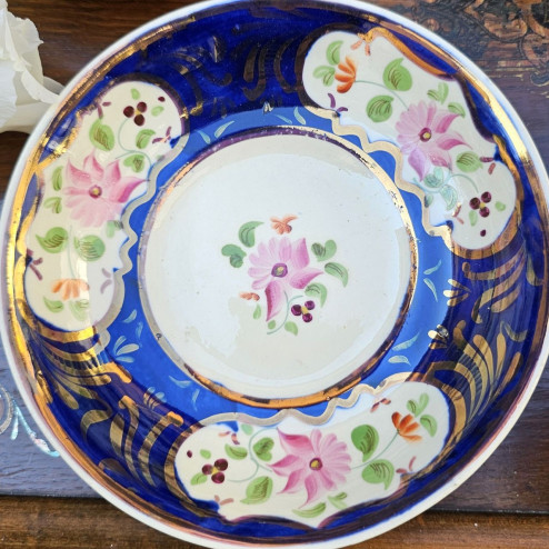Tazza con piattino in...