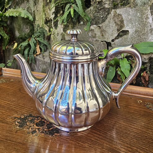 Teiera in Sheffield Plate...