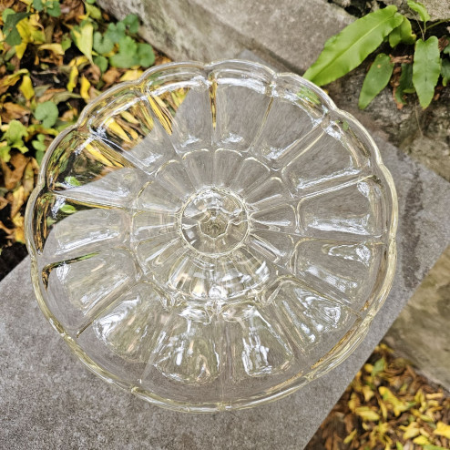 Alzata in vetro pressato...