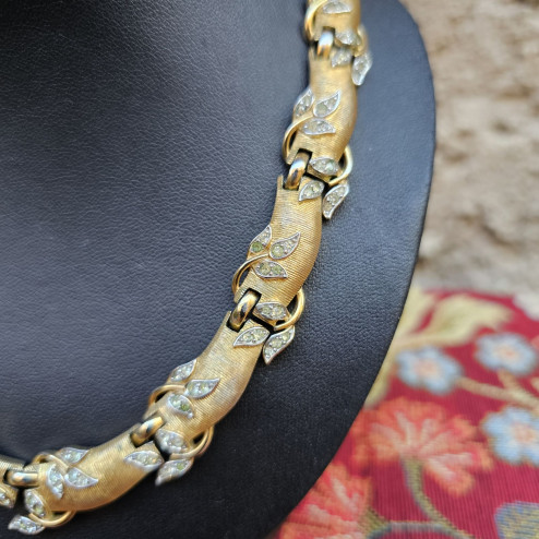 Collana girocollo Trifari...