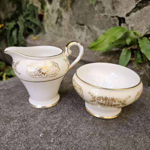 Set lattiera e zuccheriera...