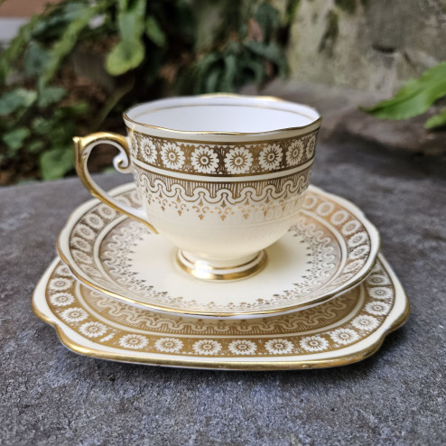 Trio inglese in fine bone...