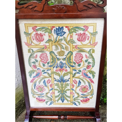 Fire screen o paracamino...