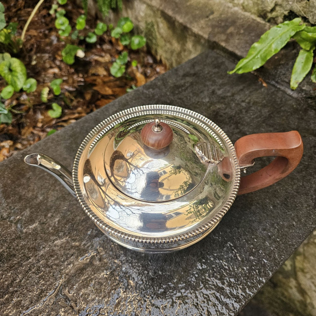 Teiera inglese in argento...