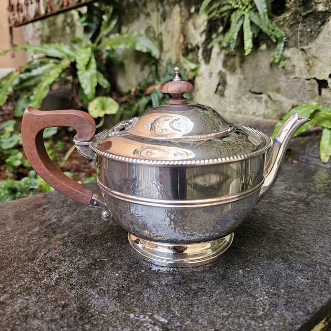 Teiera inglese in argento...