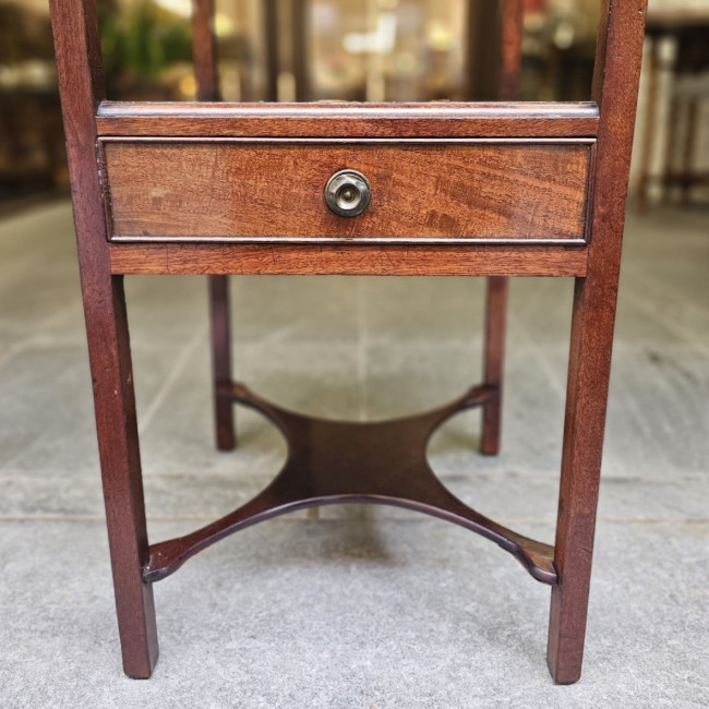 Mobiletto da camera...