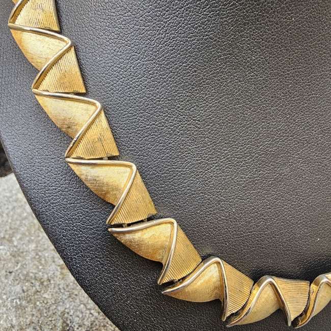 Collana girocollo Trifari...