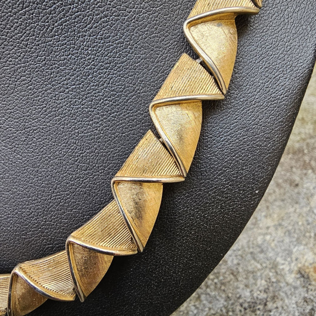 Collana girocollo Trifari...