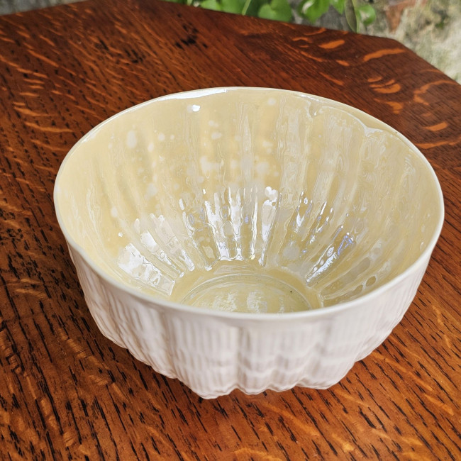 Coppetta Belleek Limpet in...