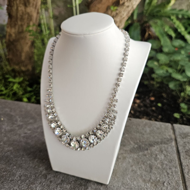 Collana vintage con strass...