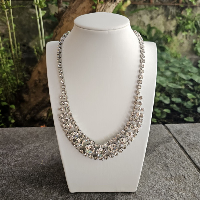 Collana vintage con strass...