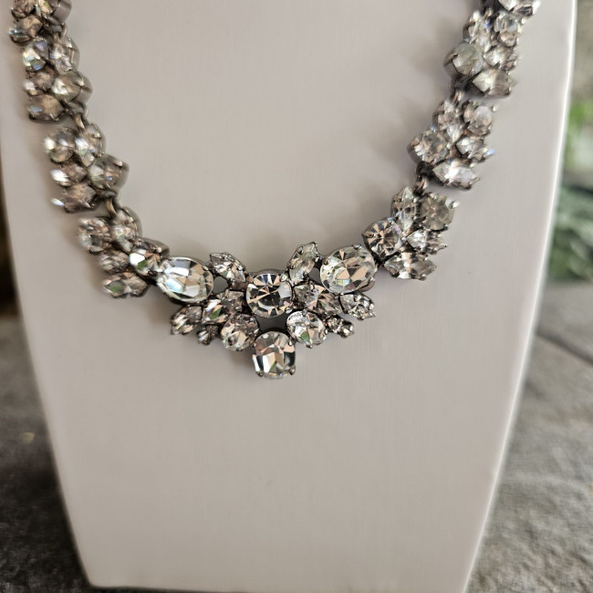Collana vintage con strass...