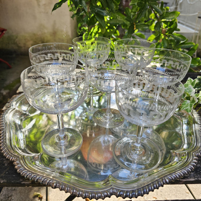 Set di 7 coppette da...